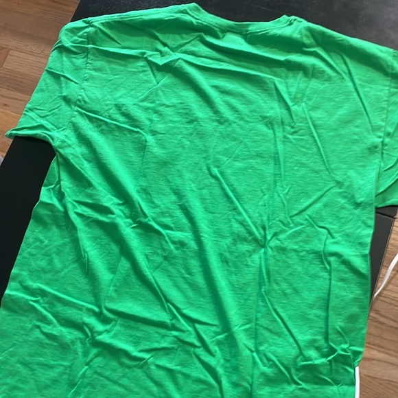 Buddy’s Pizzeria DETROIT St.Patrick’s Day GREEN Holiday Staff Shirt Unisex Large - Picture 4 of 6